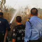 हल्द्वानी: लालकुआं इंडियन ऑयल डिपो से लगे झाड़ियां में लगी भीषण आग बड़ा हादसा होने से टला-देखे-VIDEO