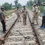 हल्द्वानी:लालकुआं-काशीपुर रेलखंड पर बड़ा रेल हादसा टला,असमाजिक तत्वों द्वारा रेल पटरीयों से की छेड़छाड़–VIDEO