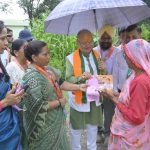 कालाढूंगी में जिला पंचायत सदस्य बेला तोलिया के लिए जोरदार प्रचार, विधायक व दर्जा मंत्री ने प्रत्याशी के साथ मंगा वोट, जीत का किया दावा