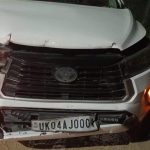 उत्तराखंड के पूर्व मुख्यमंत्री हरीश रावत की कार हाईवे पर टकराई बाल-बाल बचे हरीश रावत-देखे-VIDEO