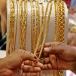 शादी सीजन में जान ले सोना-चांदी! के दाम आज खरीदें या थोड़ा इंतजार करें? जानें लेटेस्ट रेट्स